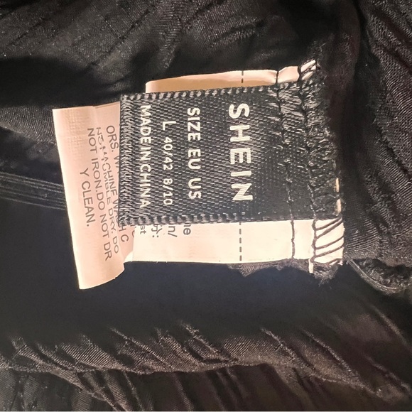 SHEIN Black Textured Dress - Picture 2 of 4